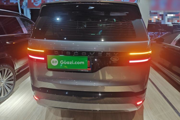 Used Land Rover Discovery 2021 360 PS R-Dynamic S
