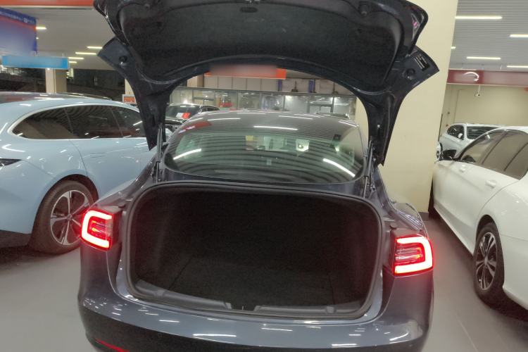 Used Tesla Model 3 2019 Standard Range Rear-Drive Upgraded Version
