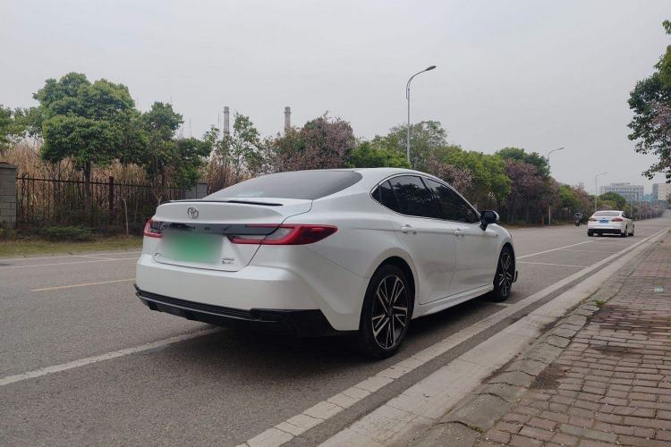 Used Toyota Camry 2024 Dual-Motor 2.0HS Sport Edition
