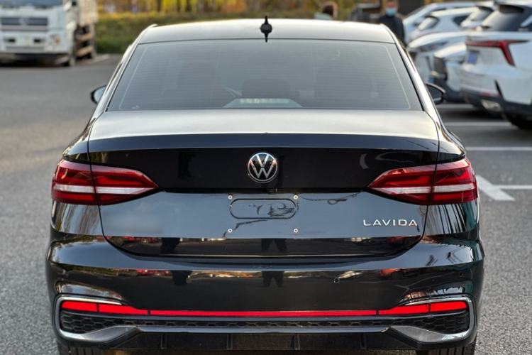 Used Volkswagen Lavida 2024 1.5L Automatic Starry Sky 5 Million Edition
