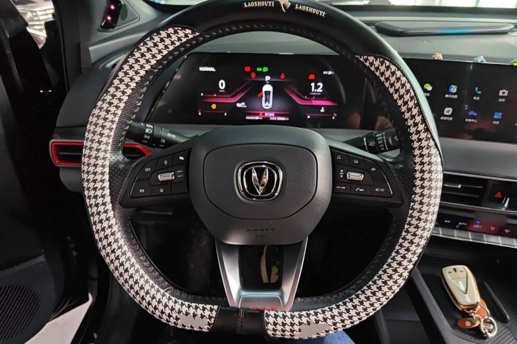 Used Changan UNI-T 2020 1.5T Prestige Version
