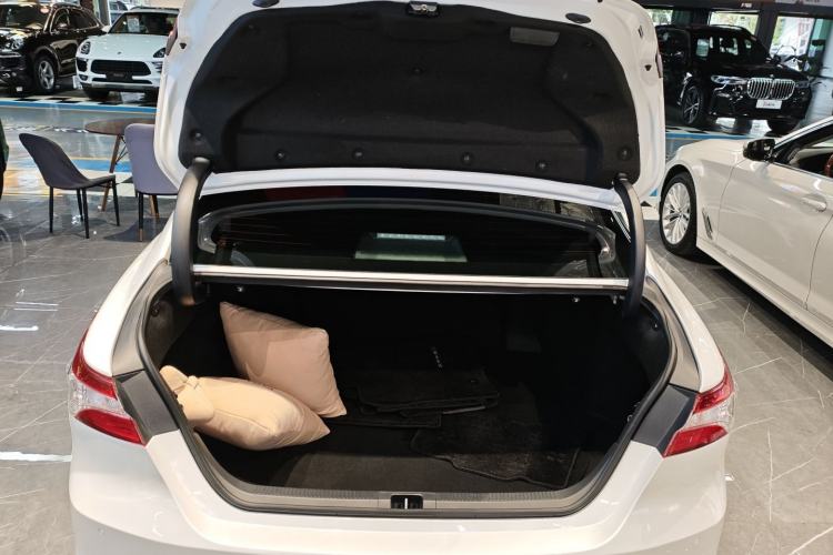 Used Toyota Camry 2022 2.0GVP Premier Edition