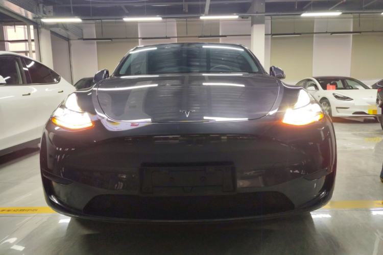 Used Tesla Model Y 2024 Rear-Wheel-Drive Version
