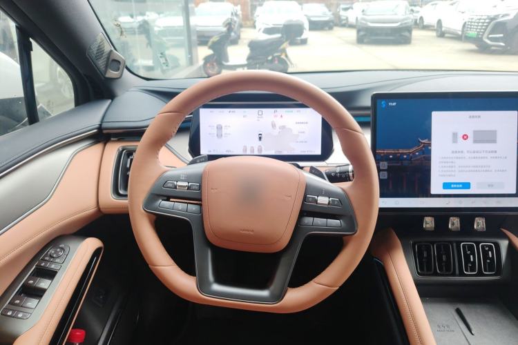 Used BYD Song L EV 2025 662 km Advanced Intelligent Driving Version
