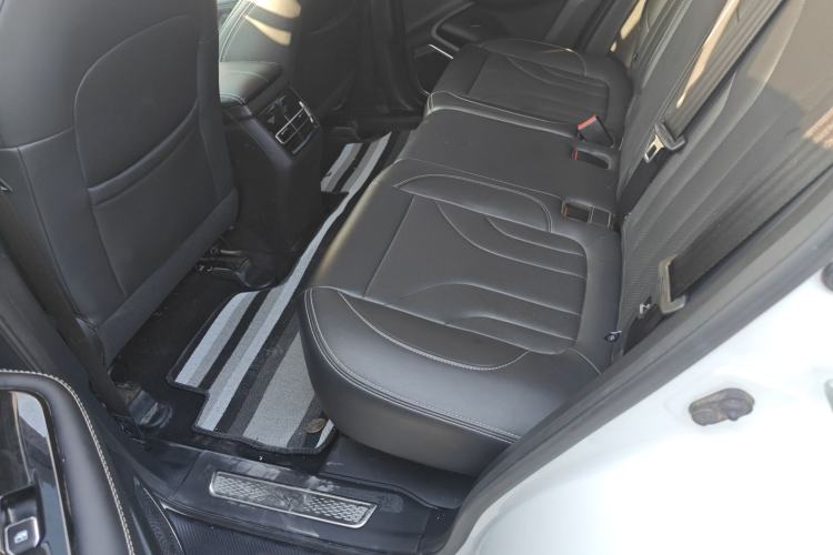 Used Changan CS85 COUPE 2019 1.5T DCT Version China VI Standard
