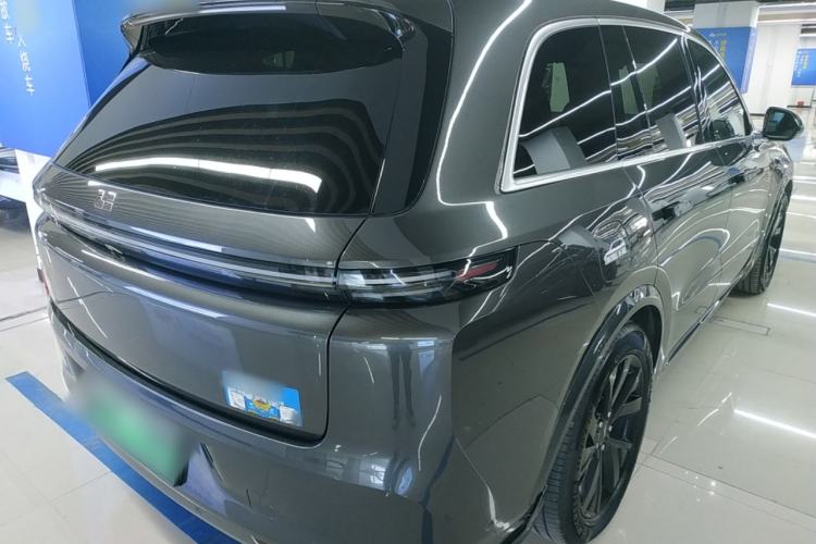 Used Li Auto L8 2023 Pro Model
