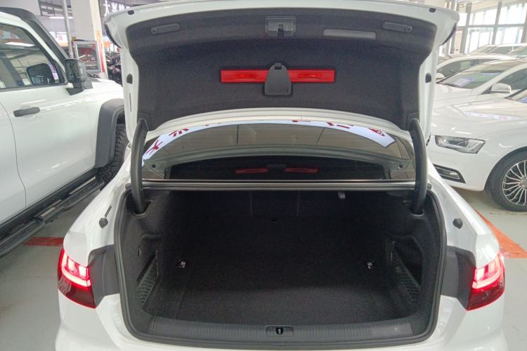 Used Audi A4L 2024 40 TFSI Luxury Dynamic Edition