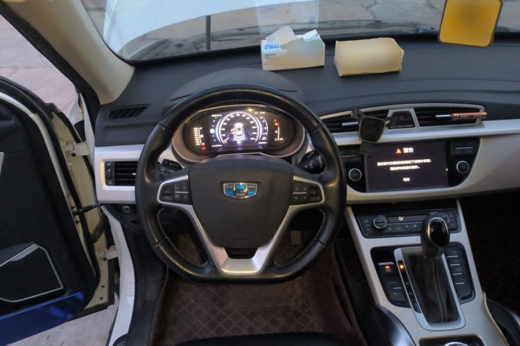 Used Geely Auto Emgrand X7 Sport 2018 1.8TD Automatic Two-Wheel Drive Smart Connect 4G Internet Edition
