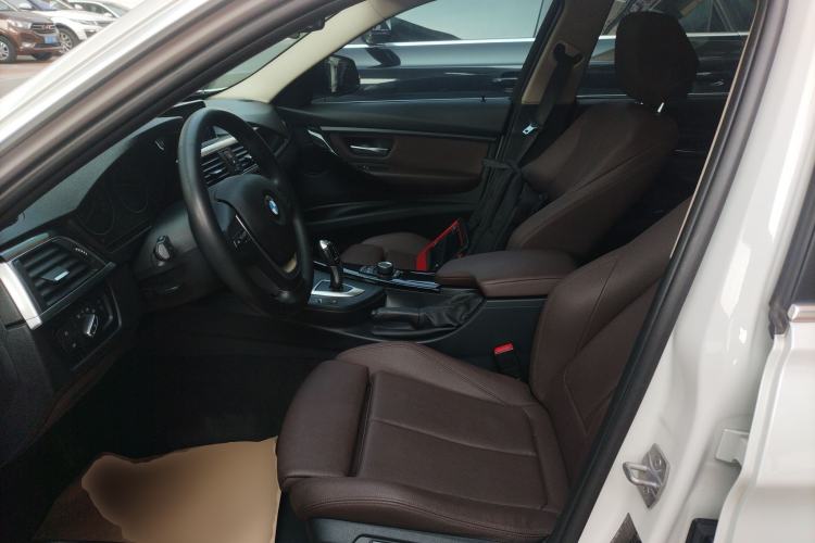 TDK.VehicleDetails.img