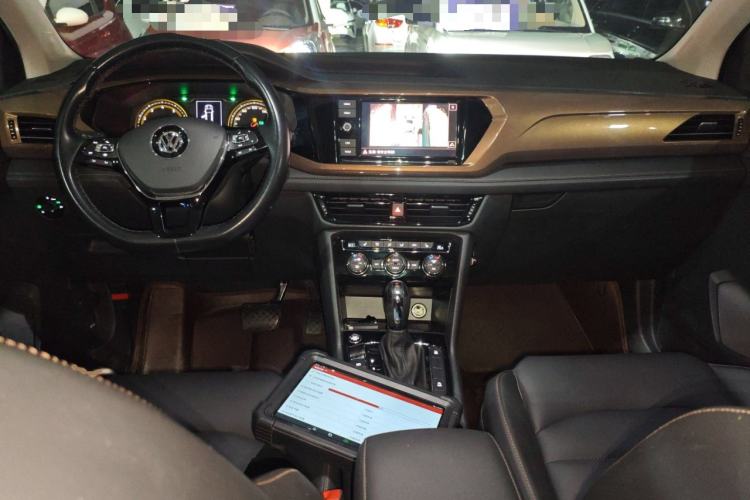 Used Volkswagen Tharu 2019 330TSI Four-Wheel Drive Luxury Edition China VI Standard
