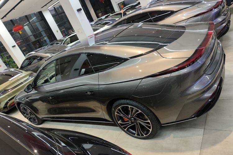 Used  L7 2022 Pro Model