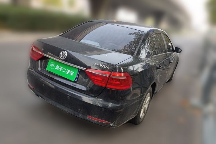 Used Volkswagen Lavida 2015 1.6L Automatic Fashion Edition
