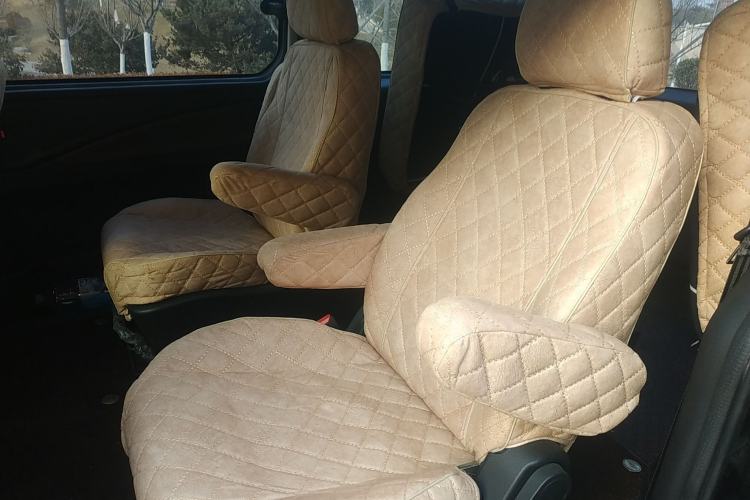 Used FORTHING Lingzhi PLUS 2021 2.0L Manual Comfort Version 7 Seats