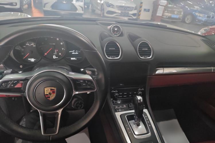 Used Porsche 718 2022 Boxster 2.0T
