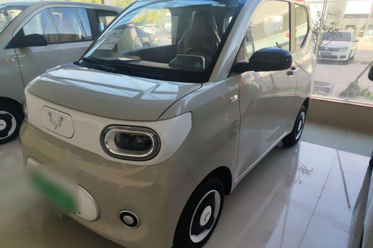 Used Wuling Hongguang MINIEV 2024 3rd Generation 215km Youth Edition
