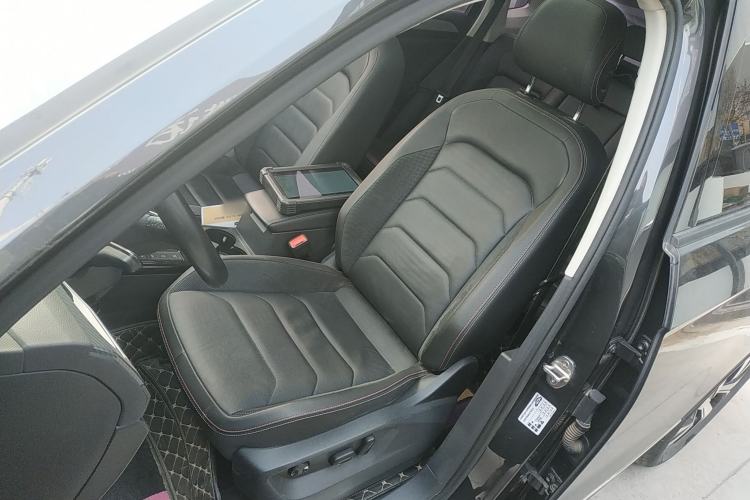 Used Volkswagen Tayron 2020 330TSI Two-Wheel Drive Luxury Smart Connectivity Version
