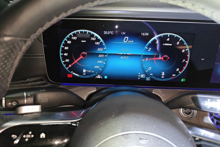 Used Mercedes-Benz CLS 2022 CLS 300 Luxury Model
