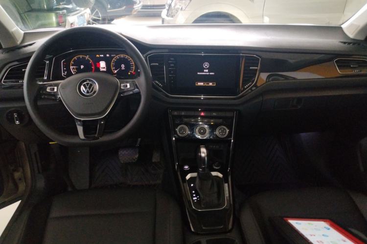 Used Volkswagen T-ROC 2022 280TSI DSG Two-Wheel Drive Comfort PLUS
