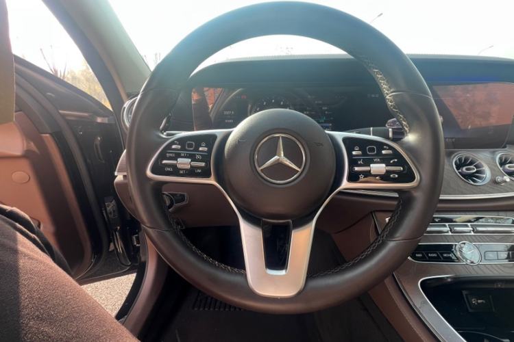 Used Mercedes-Benz E-Class 2019 Restyled E 300 L Luxury Edition