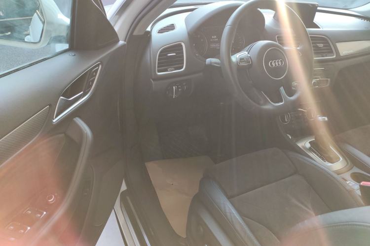 Used Audi Q3 2018 30th Anniversary Edition 35 TFSI quattro all-wheel-drive sport model
