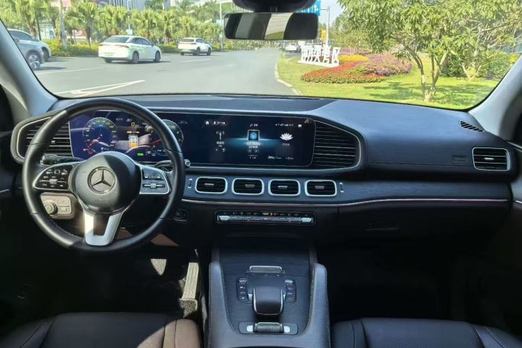 Used Mercedes-Benz GLE 2023 GLE 450 4MATIC Luxury Model
