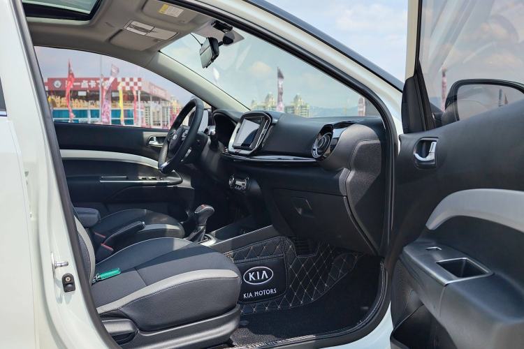 Used Kia Stonic 2019 1.4L Automatic Fun Edition China VI
