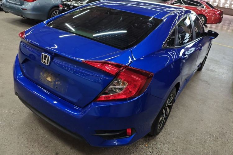 Used Honda Civic 2016 220TURBO CVT Luxury Edition
