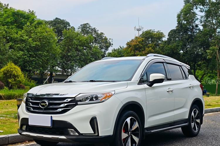 Used GAC Trumpchi GS4 2018 235T Automatic Two-Wheel Drive Luxury Smart Connectivity Version
