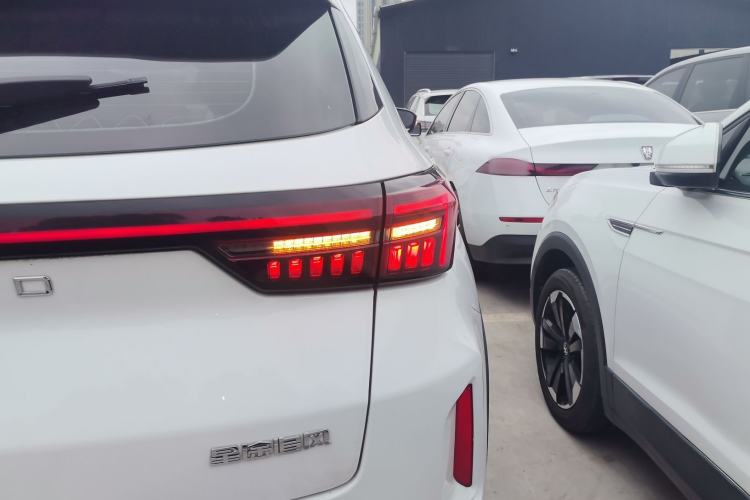 Used EXEED Zhuifeng C-DM 2022 1.5 TCI-DHT 105 km "Chengfeng Qi" Edition
