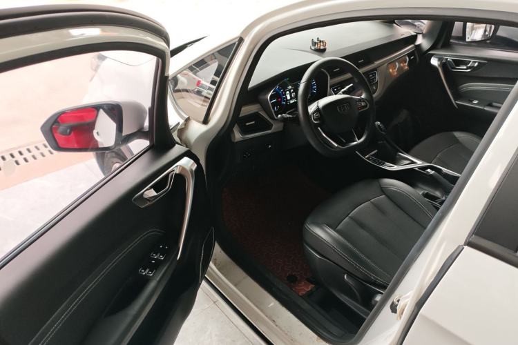 Used Geely Auto Vision X3 2019 Upgraded Model 1.5L CVT Prestige Version