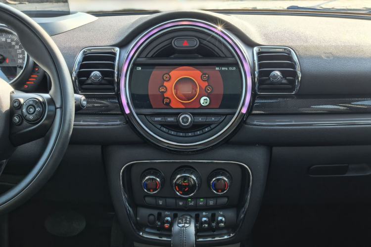 Used  Clubman 2016 Updated 1.5T COOPER Geek Edition
