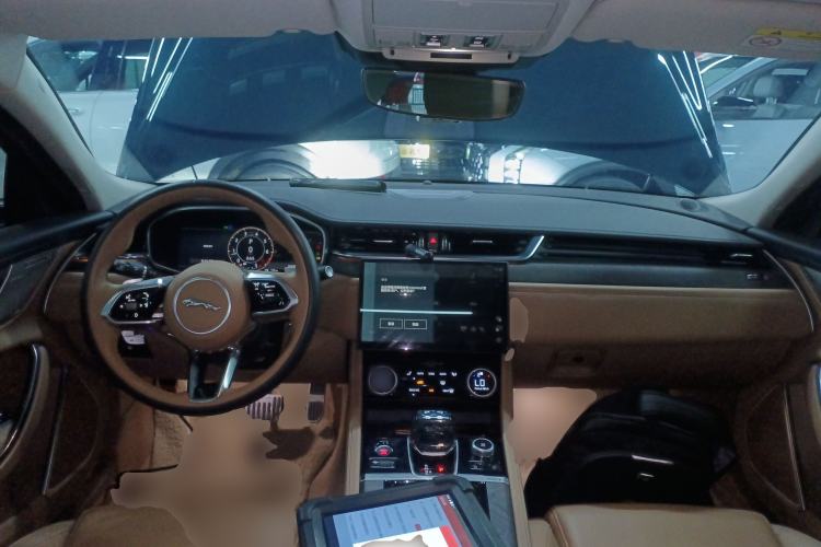 Used Jaguar XFL 2024 2.0T P250 Two-Wheel Drive Prestige Luxury Edition
