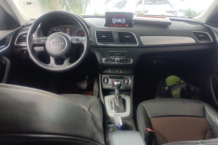 Used Audi Q3 2016 35 TFSI Fashion Model
