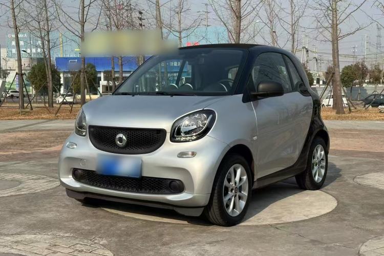Used  fortwo 2018 1.0L 52kW Hardtop Dynamic Version China V
