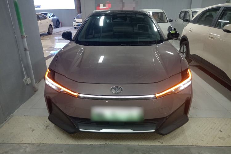 Used Toyota bZ3 2023 616 km Long-Range Premium