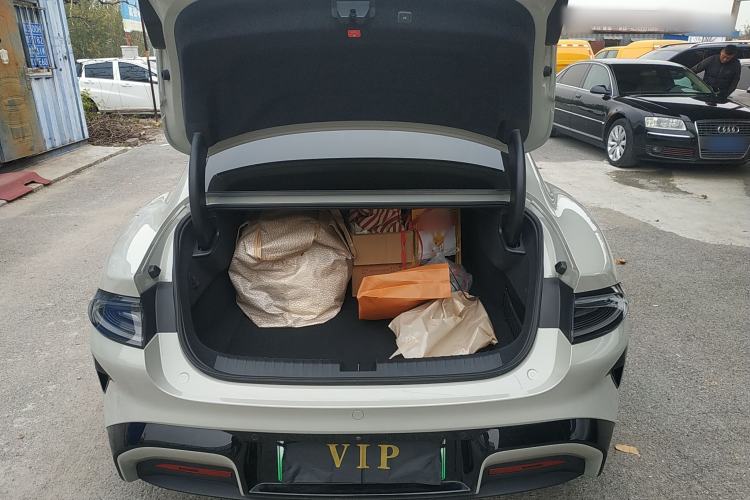 Used  SU7 2024 Rear-Drive Long-Range Intelligent Driving Version