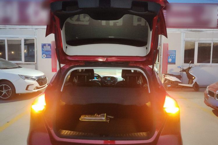 Used Ford Focus 2015 Hatchback 1.6L Automatic Fashion Edition
