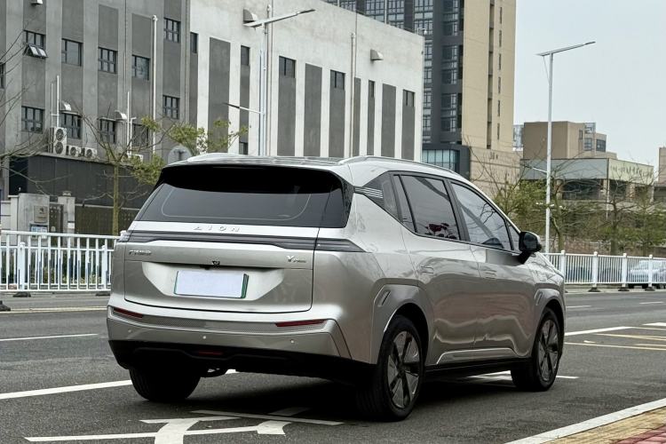 Used AION Y 2023 Plus 510 Enjoy Edition