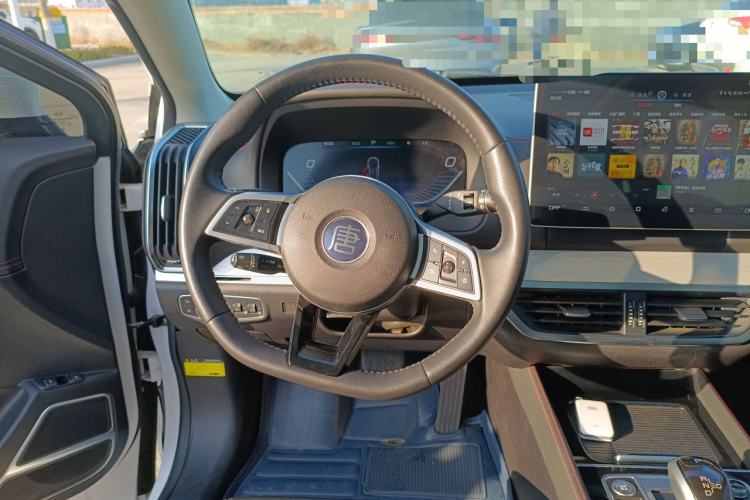 Used BYD Tang New Energy 2018 DM 2.0T All-Wheel Drive Smart Connectivity Luxury Model 7 Seats China V Emission Standard