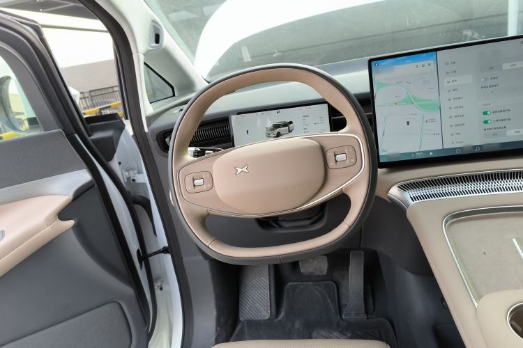 Used XPeng X9 2025 740 Ultra-Long Range Max