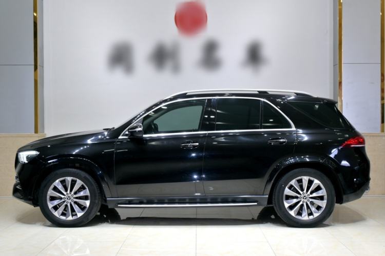 Used Mercedes-Benz GLE 2022 GLE 350 4MATIC Stylish Model
