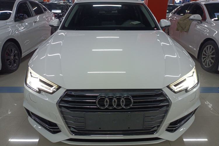 Used Audi A4L 2018 30th Anniversary Edition 40 TFSI Fashion Model