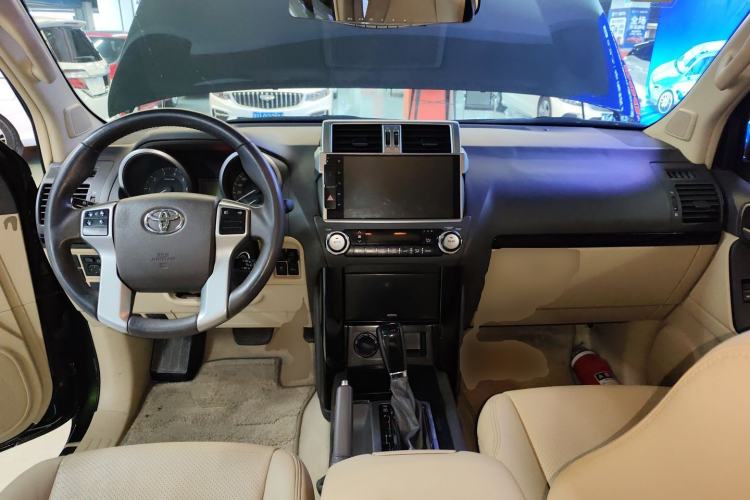 Used Toyota Prado 2015 2.7L Parallel Import