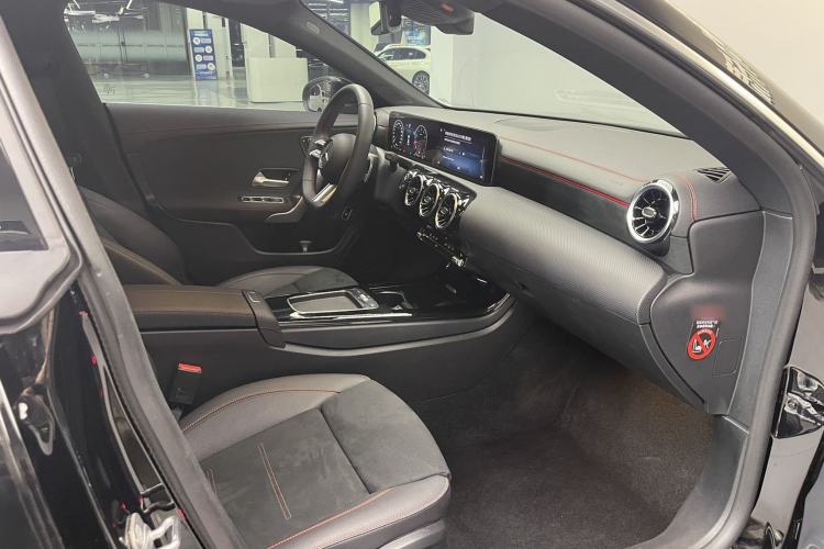 Used Mercedes-Benz CLA 2024 CLA 200
