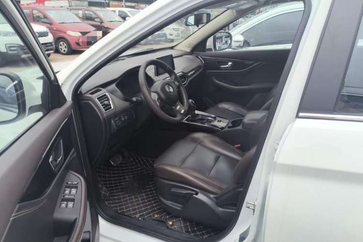 Used Dongfeng Fengon S560 2018 1.8L CVT Comfort Model 7 Seats
