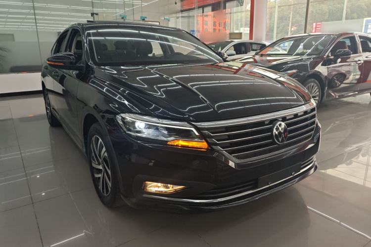 Used Volkswagen Lavida 2022 1.5L Automatic Comfort Edition
