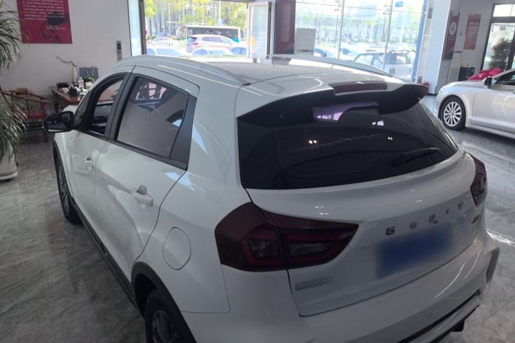 Used Geely Auto Vision X3 2021 PRO 1.5L CVT Deluxe Model
