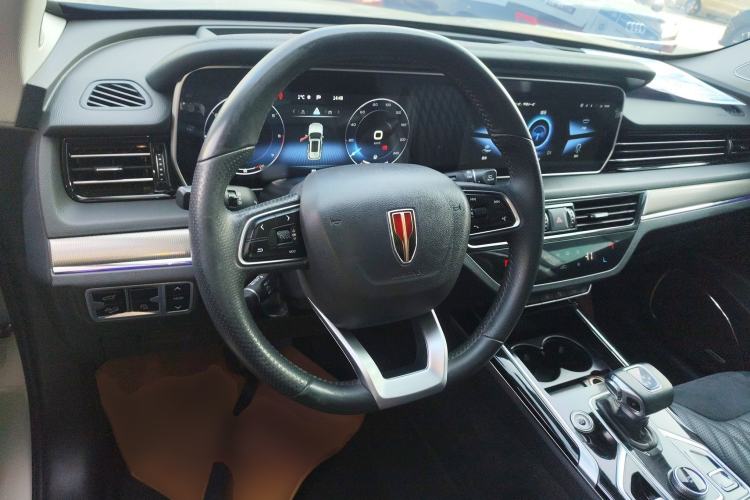 Used Hongqi HS5 2022 Facelifted Version 2.0T Smart Connect Flagship All-Wheel-Drive Edition
