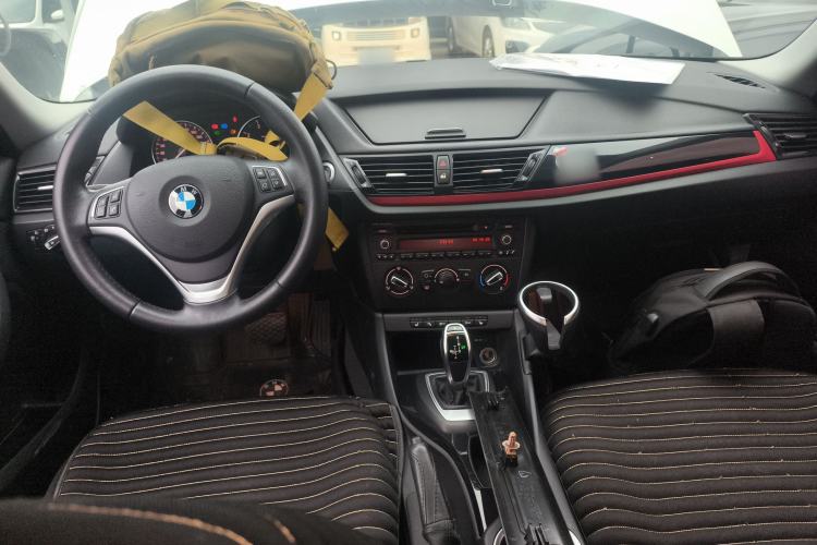 Used BMW X1 2015 sDrive18i Fashion Upgrade Edition
