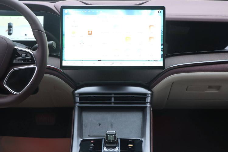 Used BYD Seal 2023 DM-i 1.5T 121km Flagship Model
